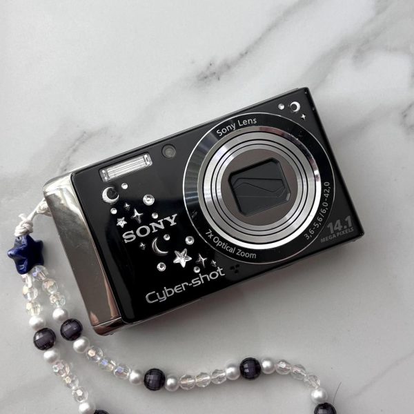 Sony Black and Silver Cameras-and-accessories